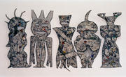 01. Treffen in Willendorf 2003, 124 x 250 cm, Draht, Papier